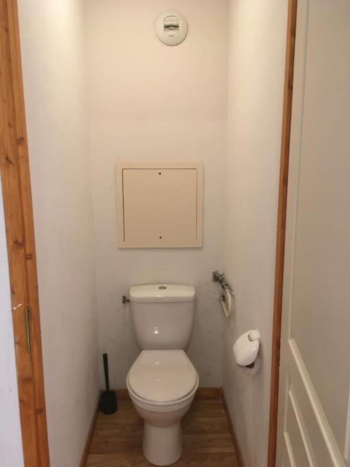 Appartement Pied Des Pistes, Terrasse Wifi Et Parking Chamrousse Eksteriør bilde