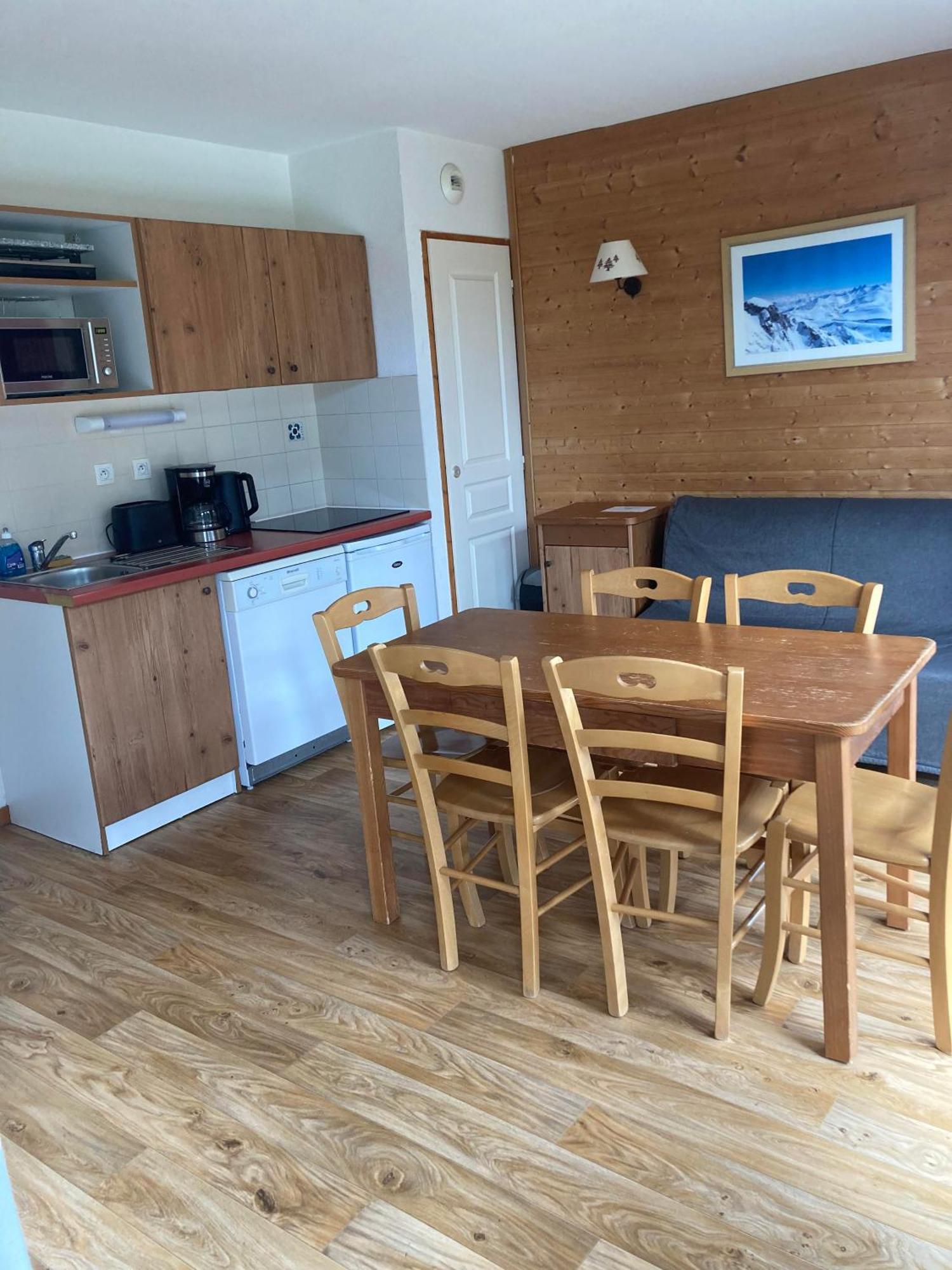 Appartement Pied Des Pistes, Terrasse Wifi Et Parking Chamrousse Eksteriør bilde
