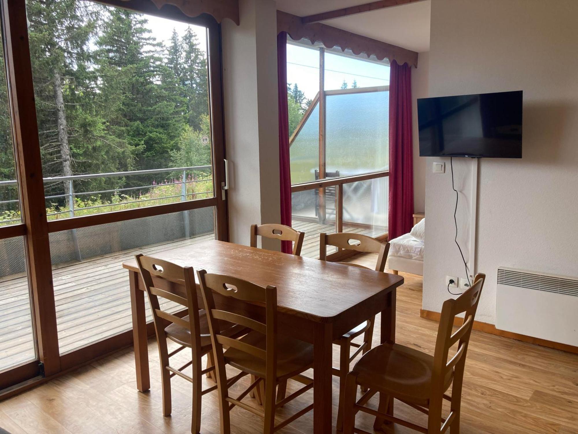 Appartement Pied Des Pistes, Terrasse Wifi Et Parking Chamrousse Eksteriør bilde